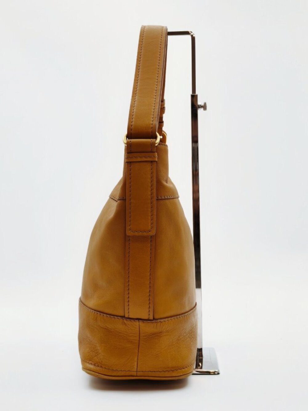 Salvatore Ferragamo Tan Leather Gancini Shoulder Hobo Bag Gold Hardware Italy - Picture 4 of 14